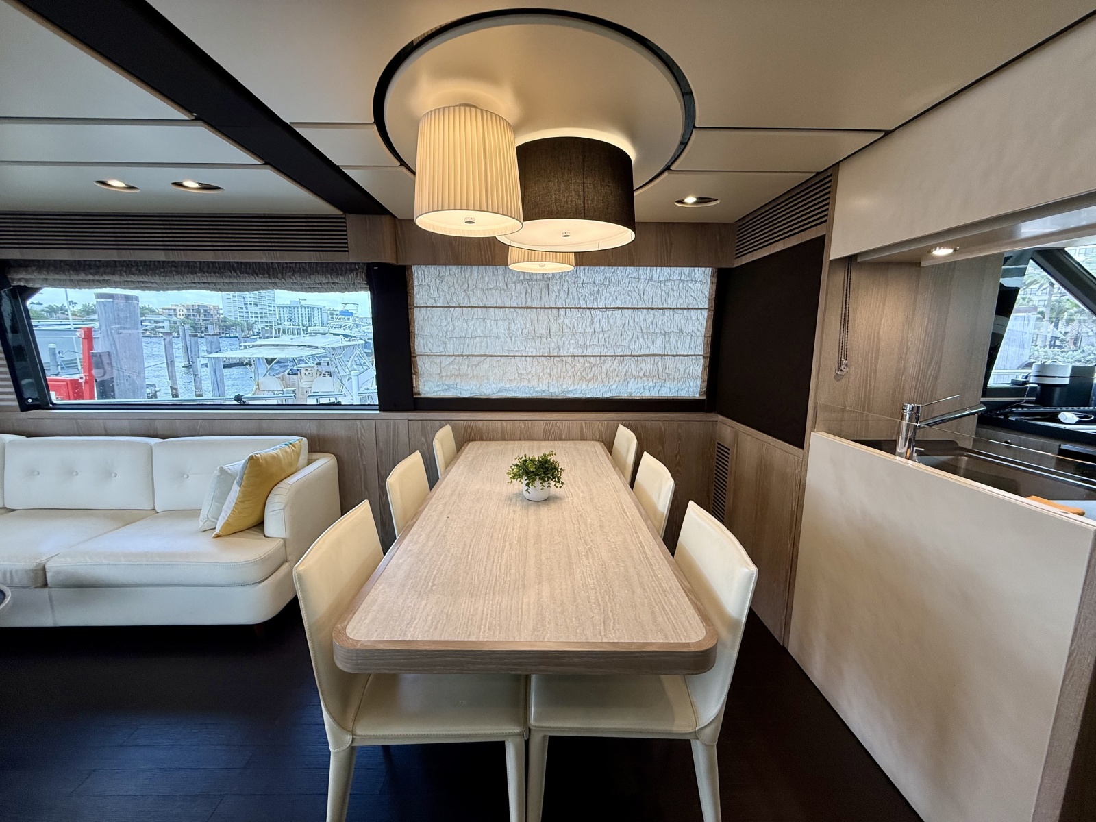 2020 Azimut Magellano 66