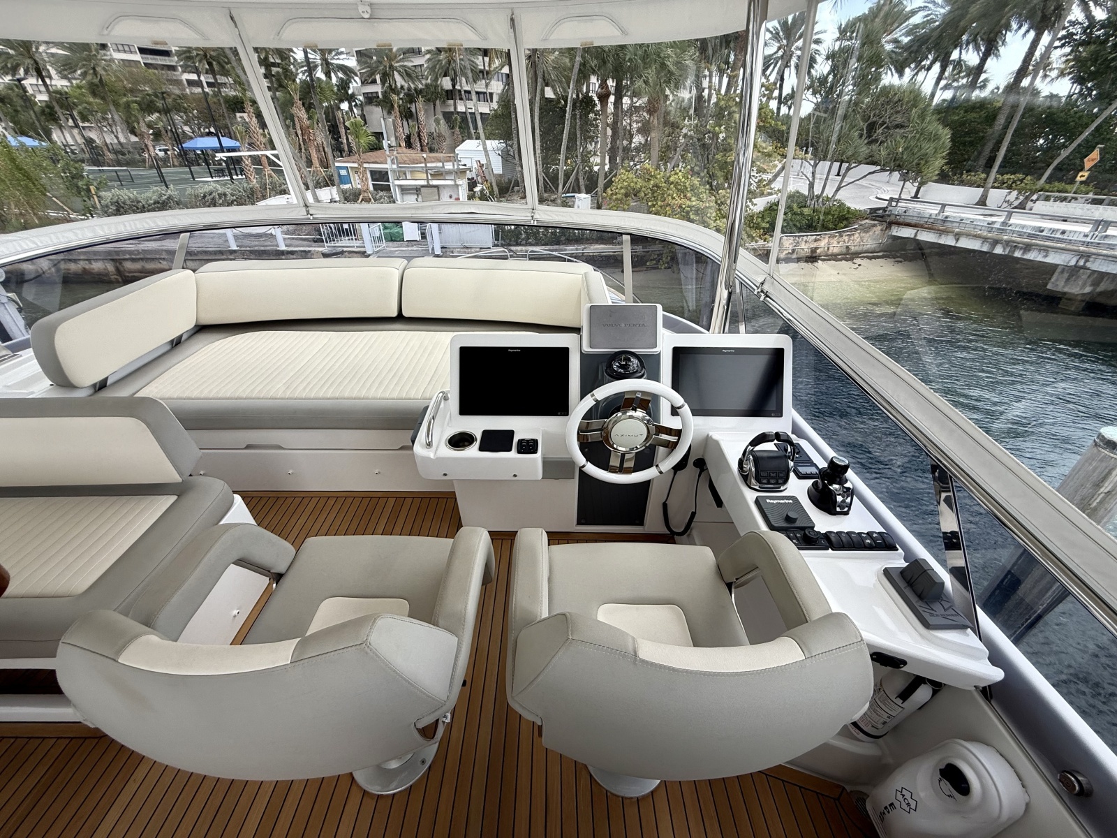 66ft Azimut Yacht For Sale