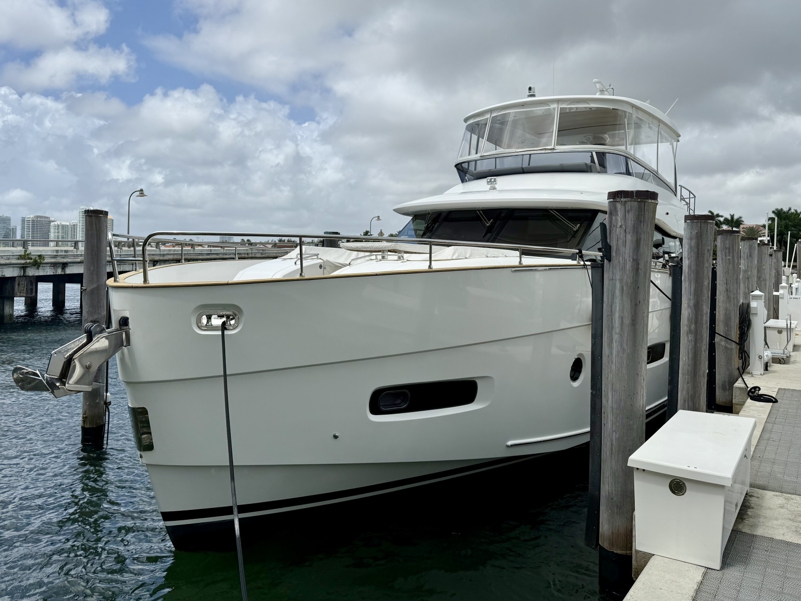 66ft Azimut Yacht For Sale