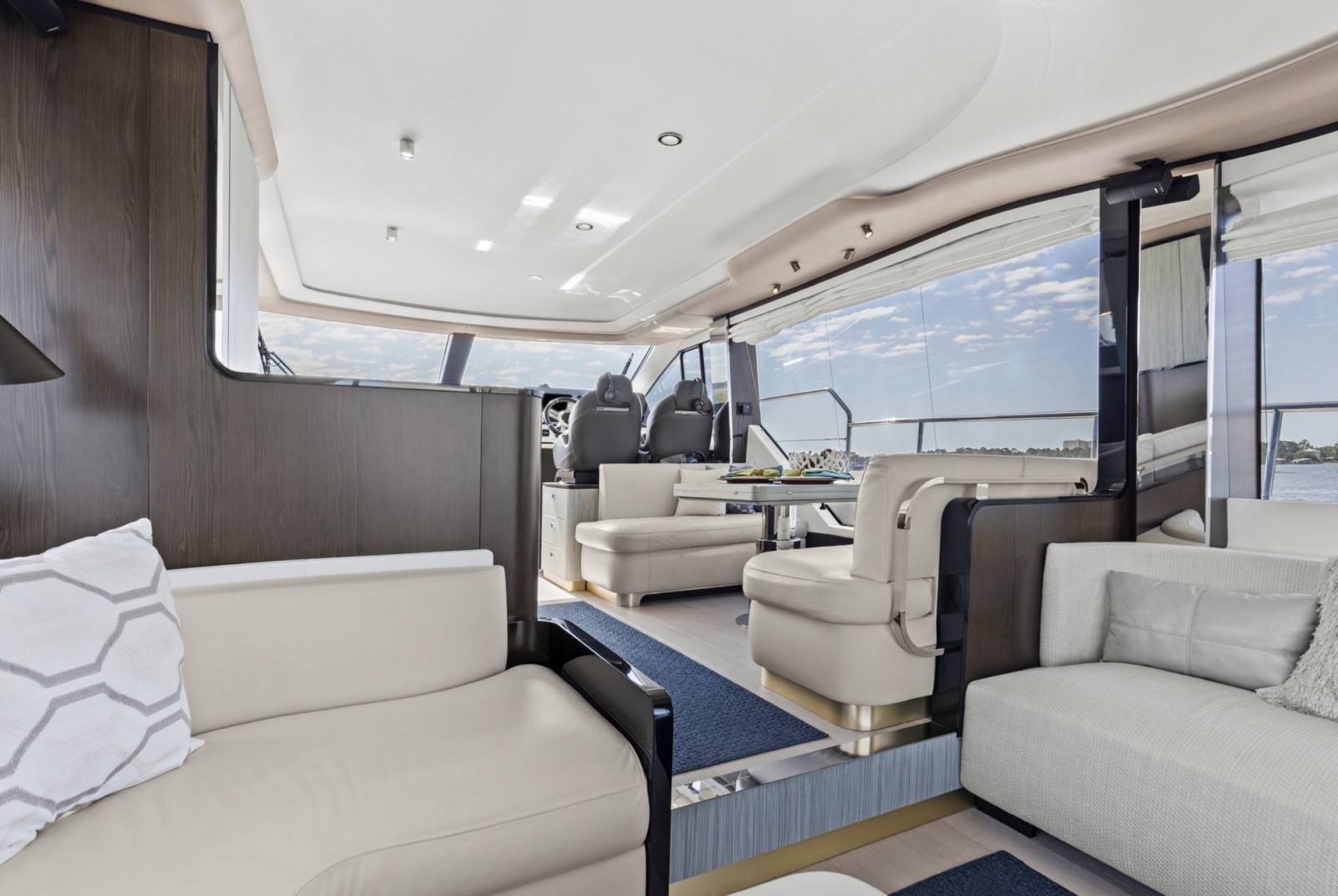 2019 Azimut 60 FLY
