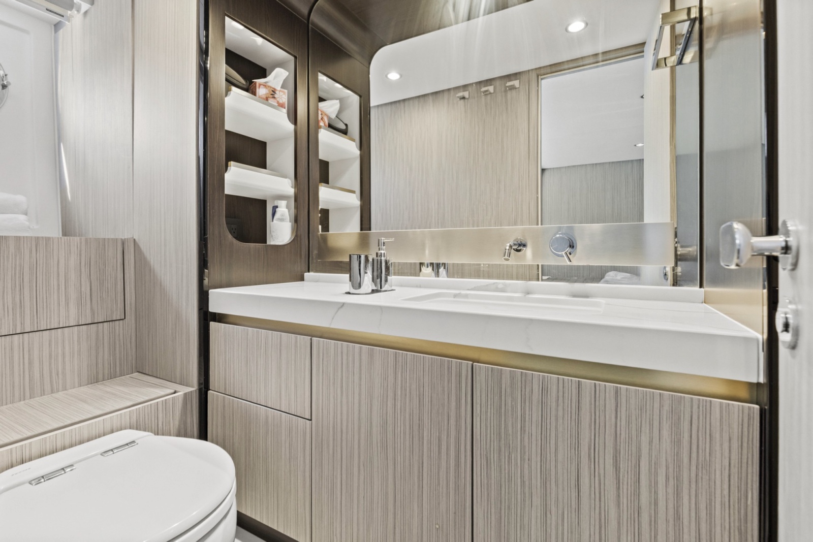 2019 Azimut 60 FLY
