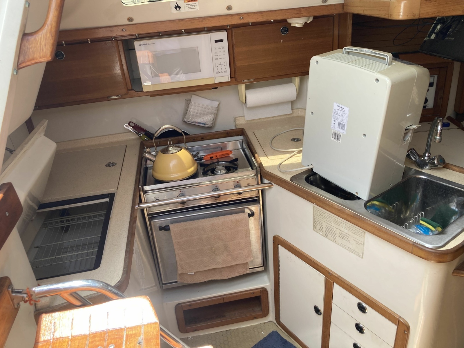 2003 Catalina 320