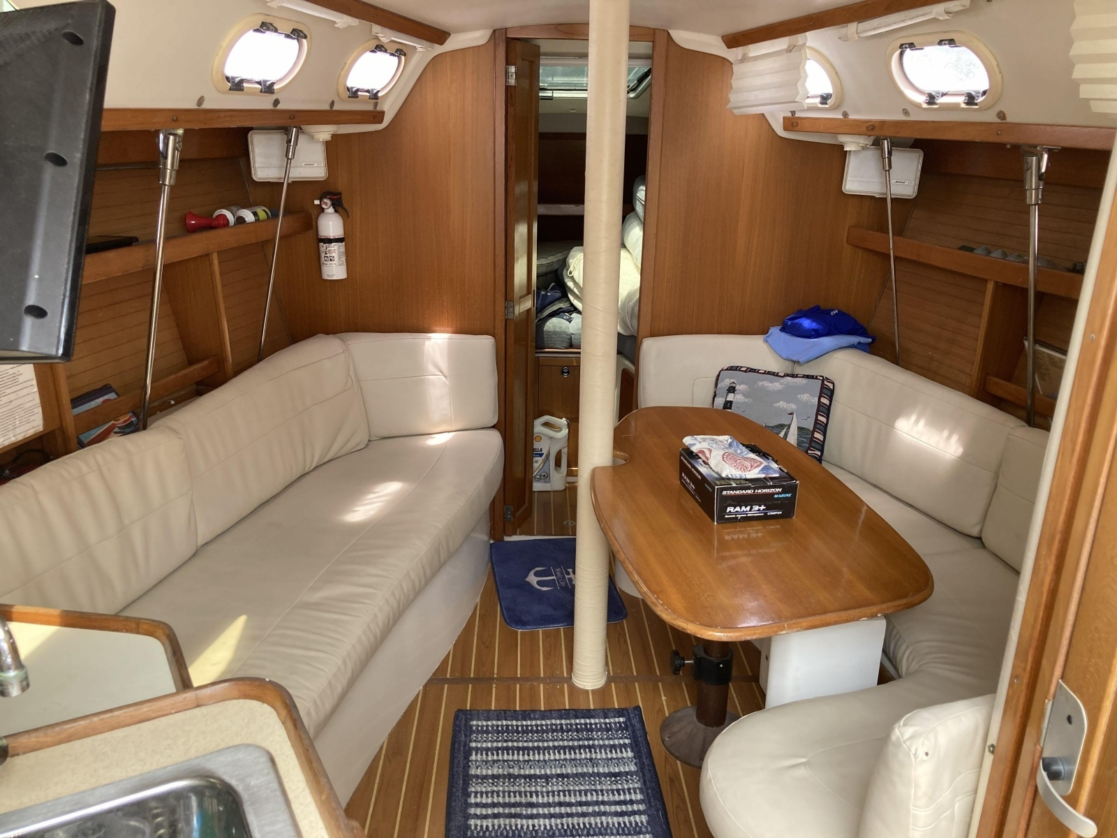 2003 Catalina 320