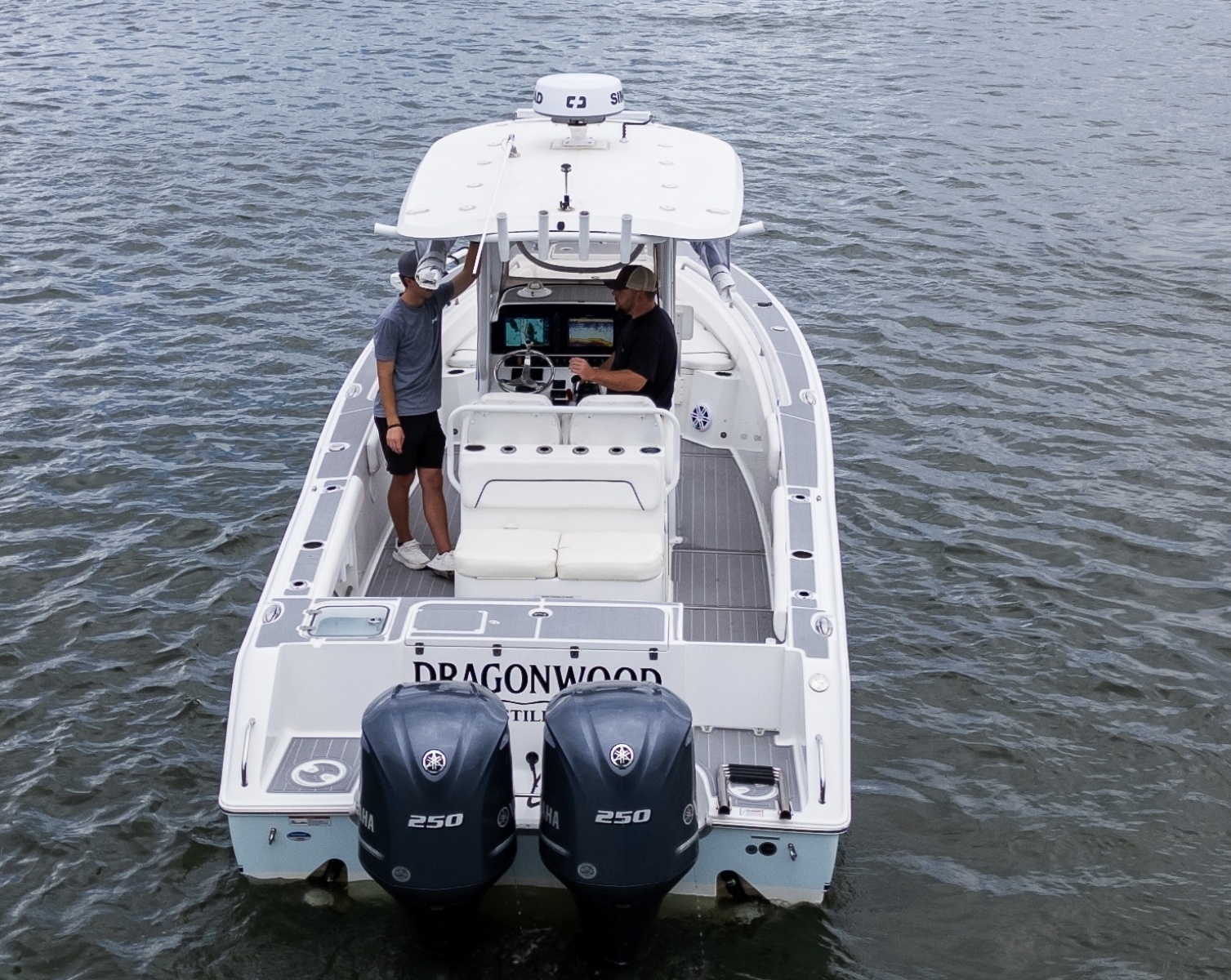 2014 Sea Hunt Gamefish 27