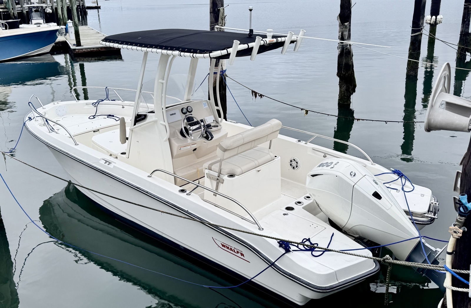 22ft Boston Whaler Yacht For Sale