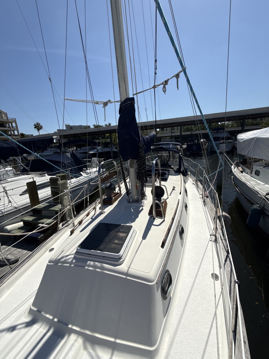 1987 Pacific Seacraft 
