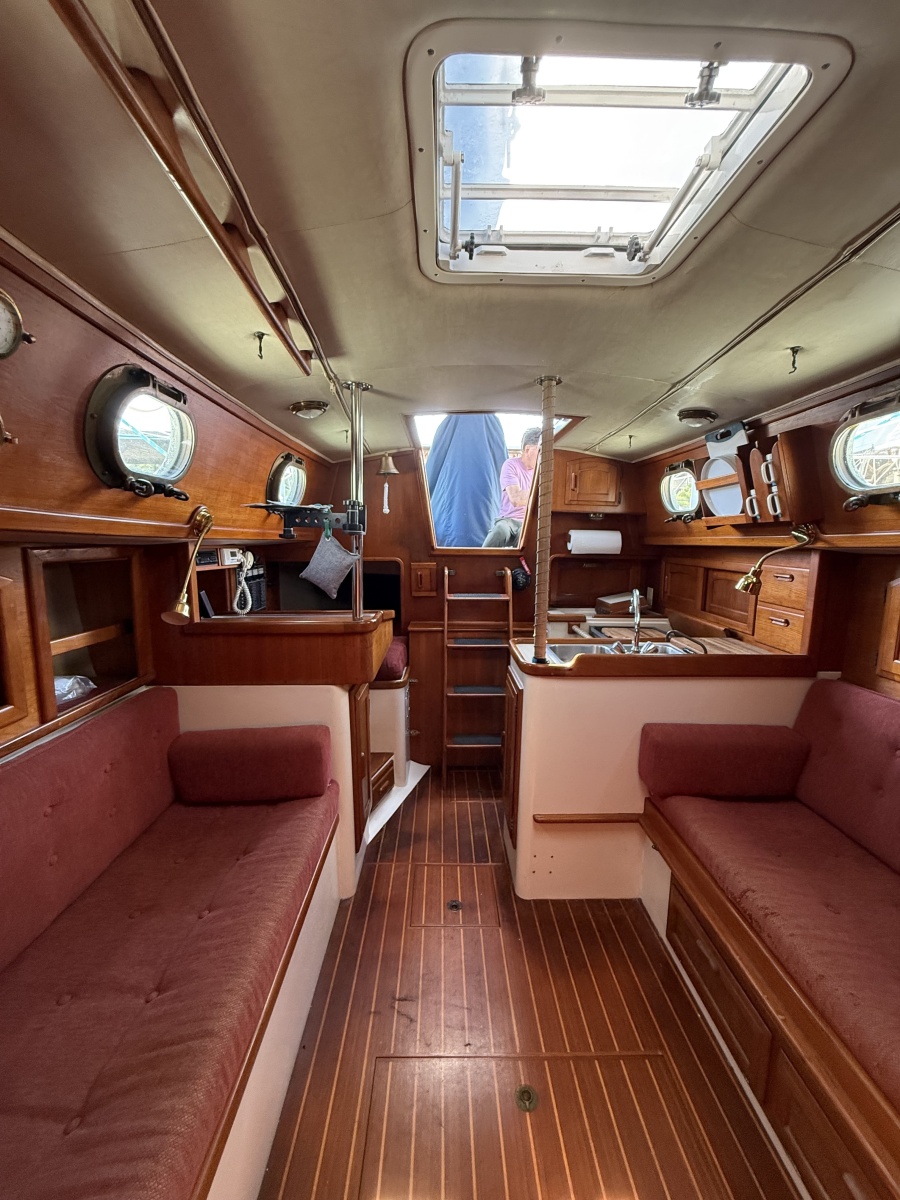 1987 Pacific Seacraft 