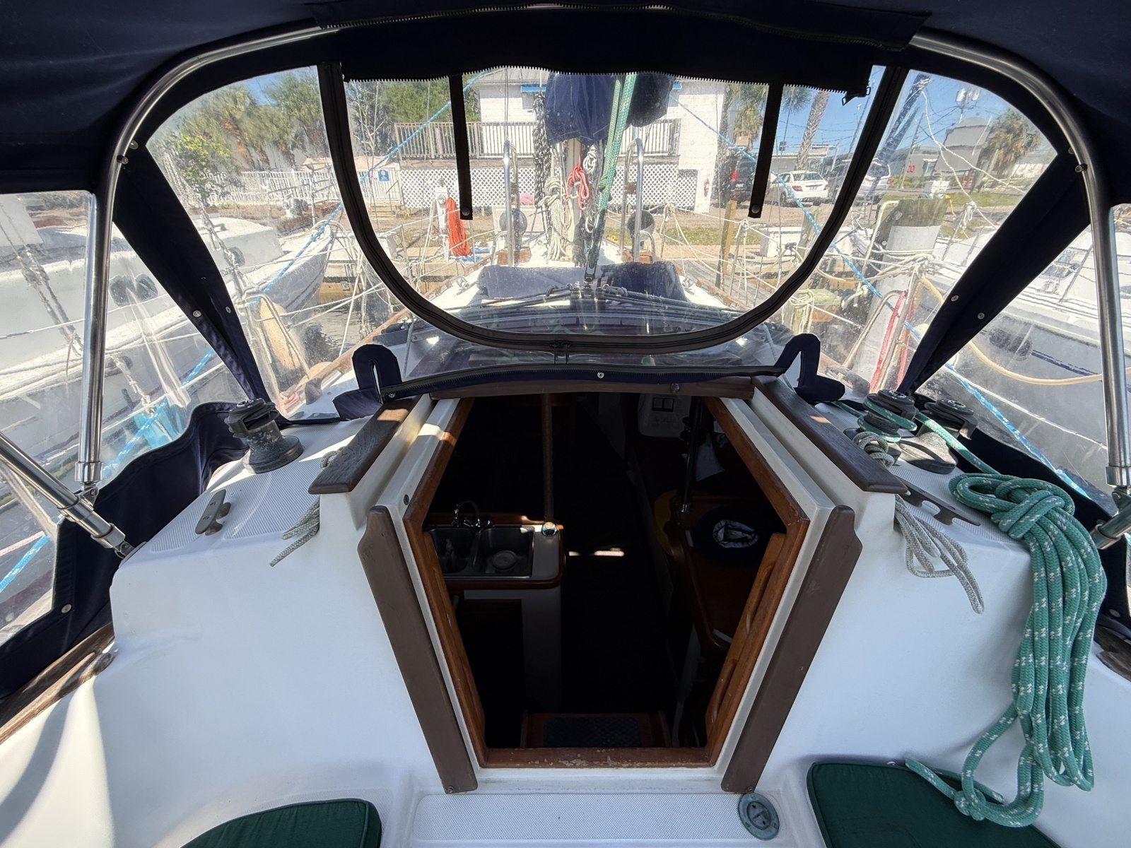 LOU ANN 34ft Pacific Seacraft Yacht For Sale