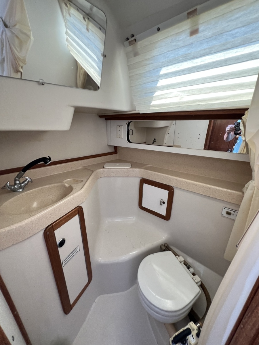 1997 Catalina 34 Mark II