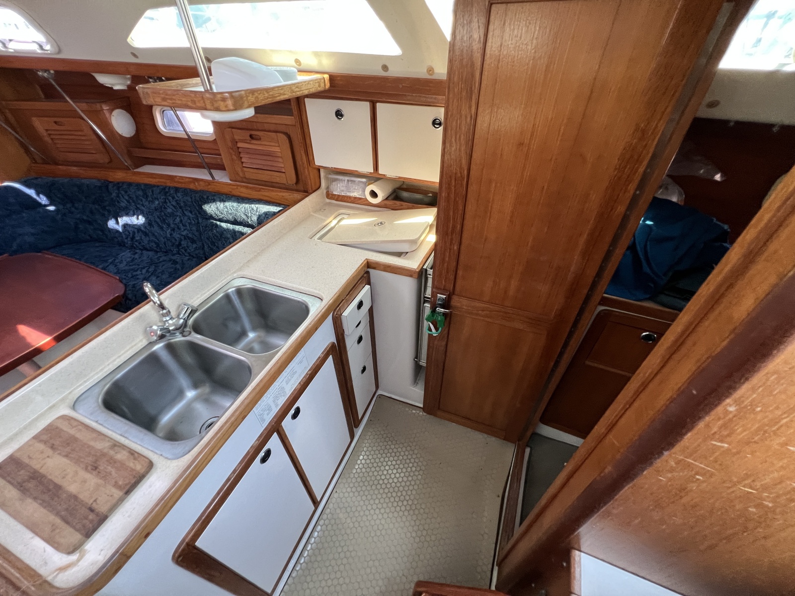 1997 Catalina 34 Mark II