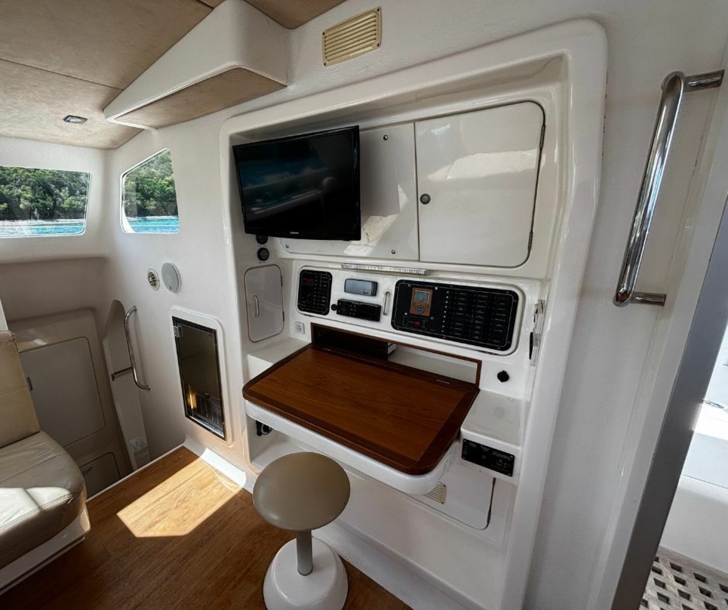 2015 Voyage Yachts 520