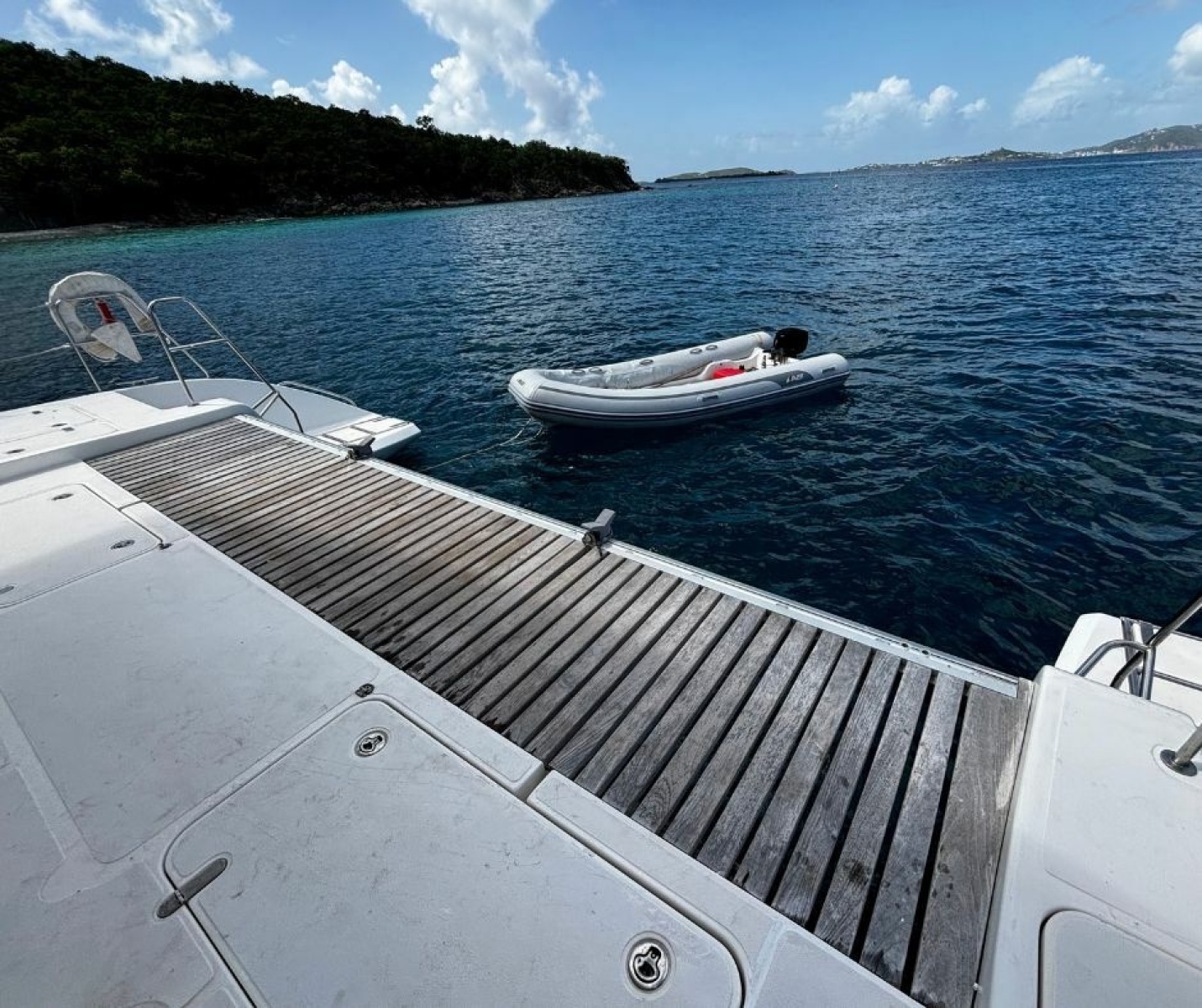 2015 Voyage Yachts 520