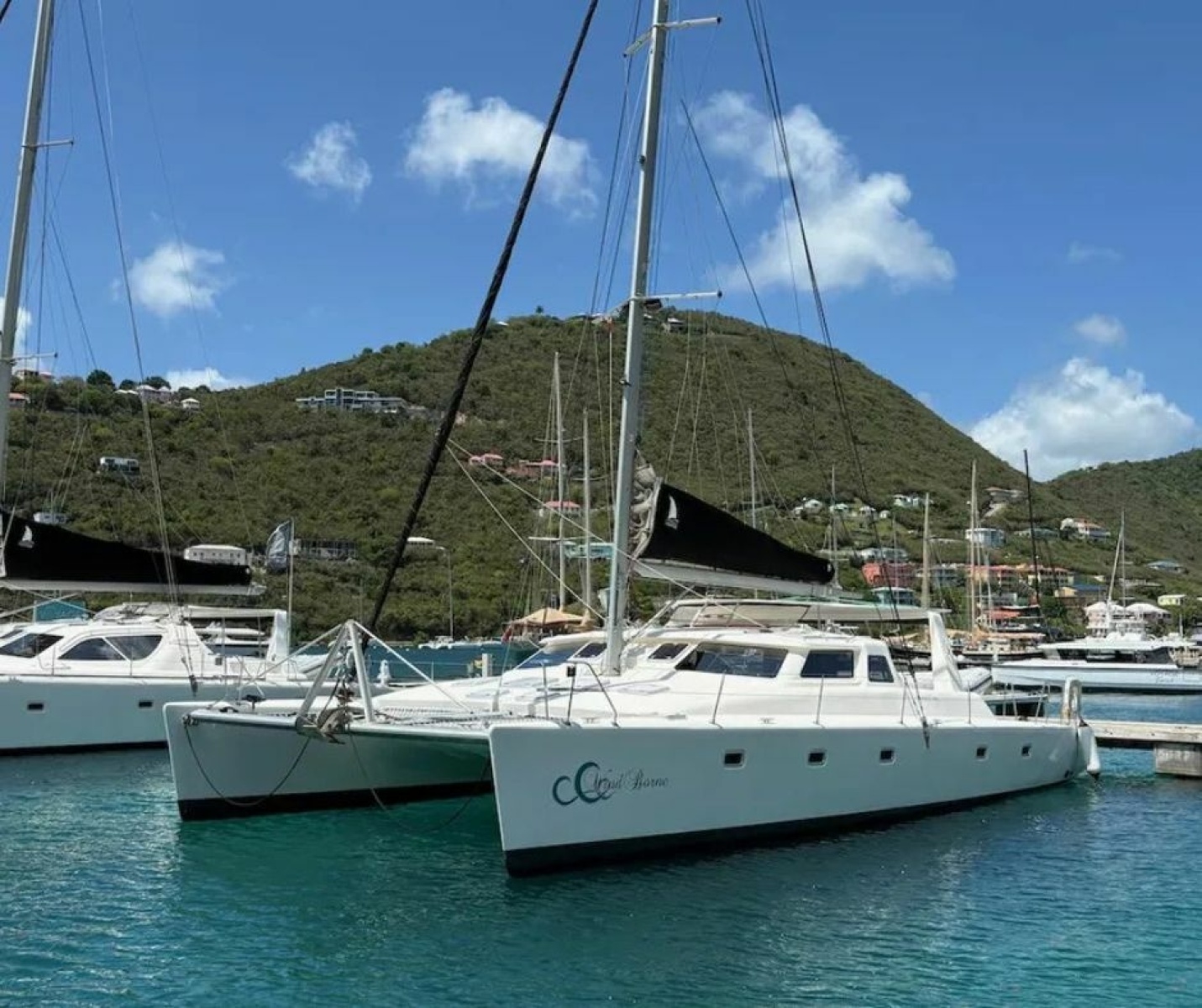 2015 Voyage Yachts 520