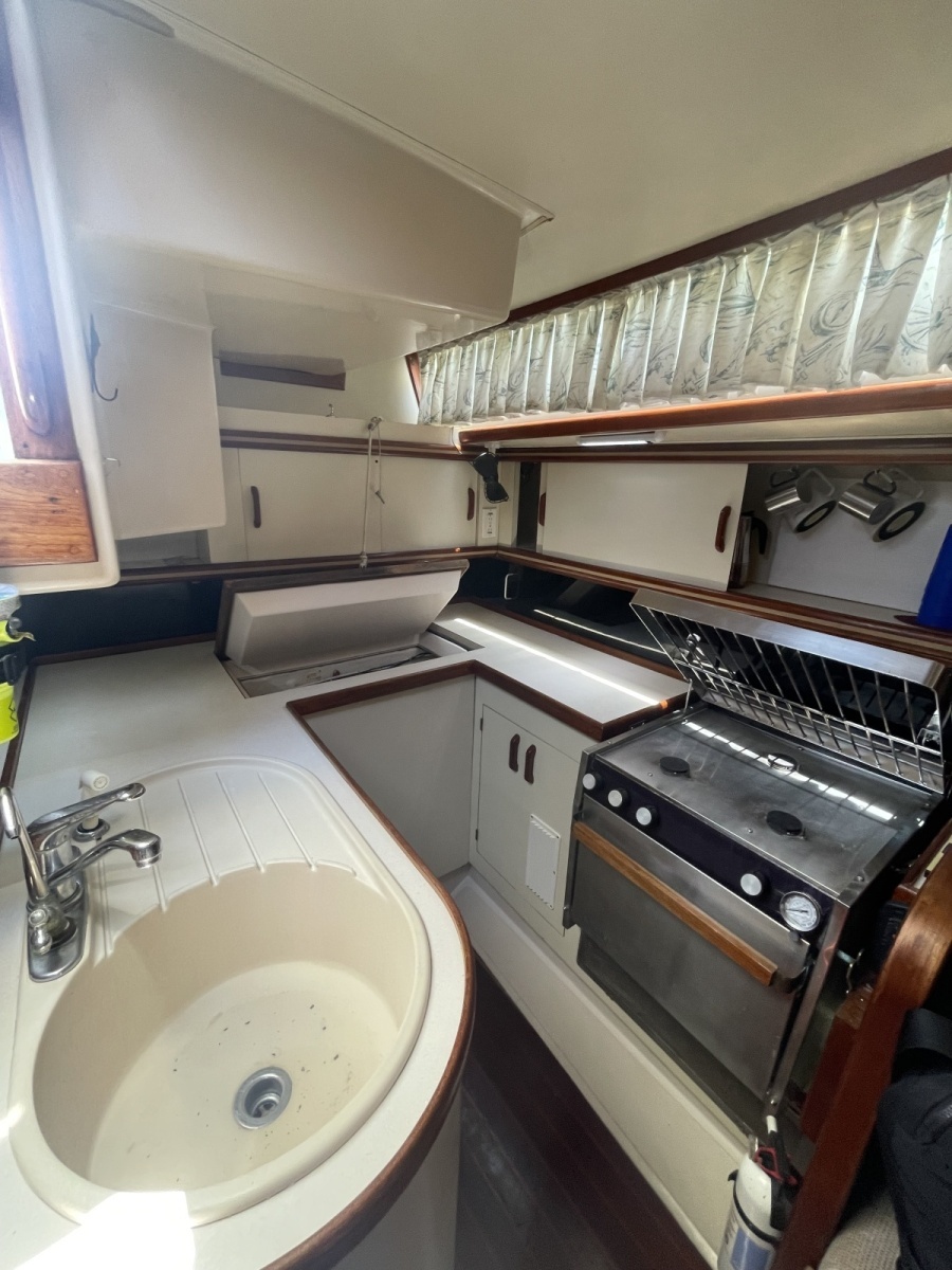 Halcyon 45ft Gulfstar Yacht For Sale