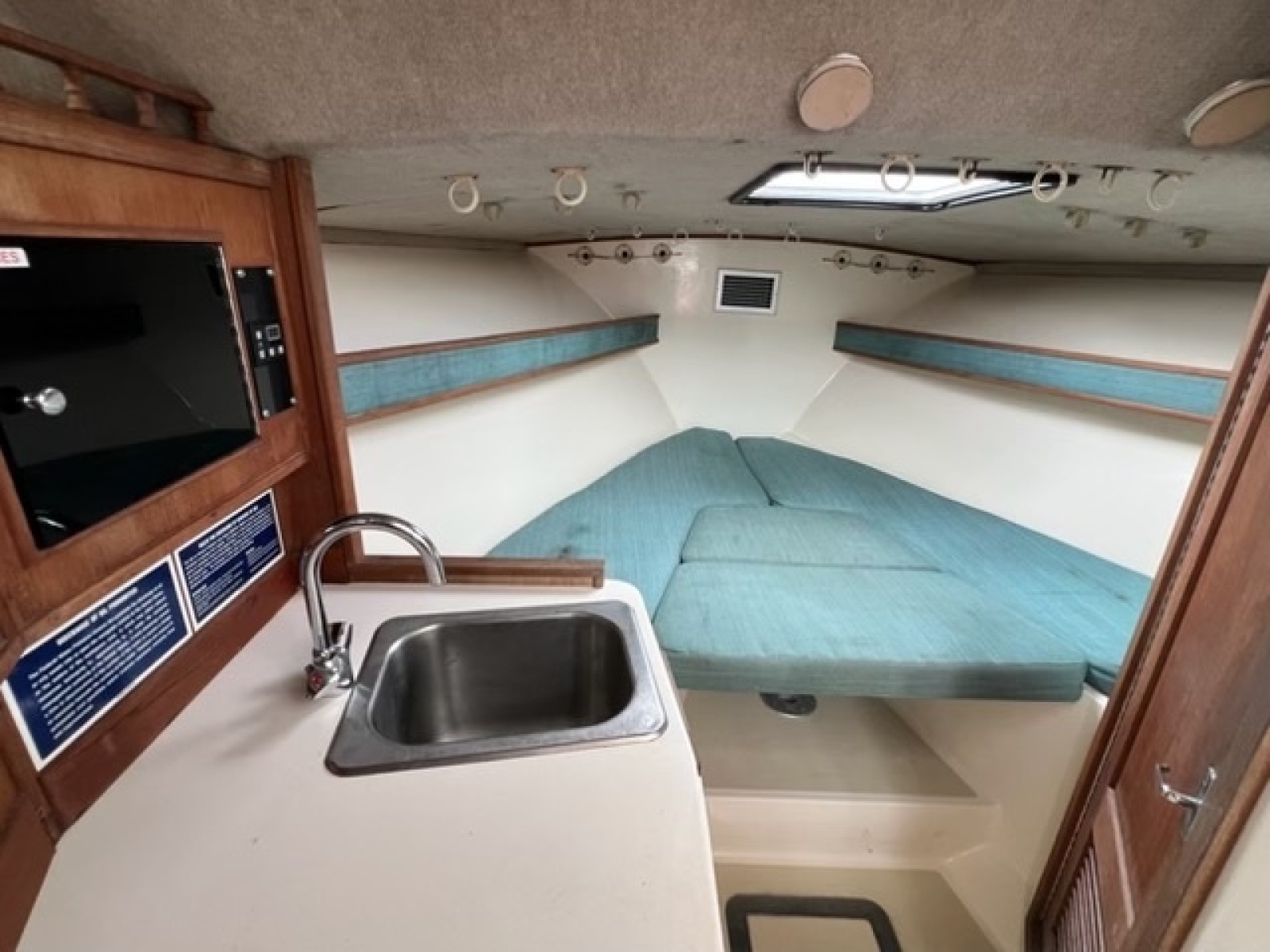 1999 Carolina Classic Express SF