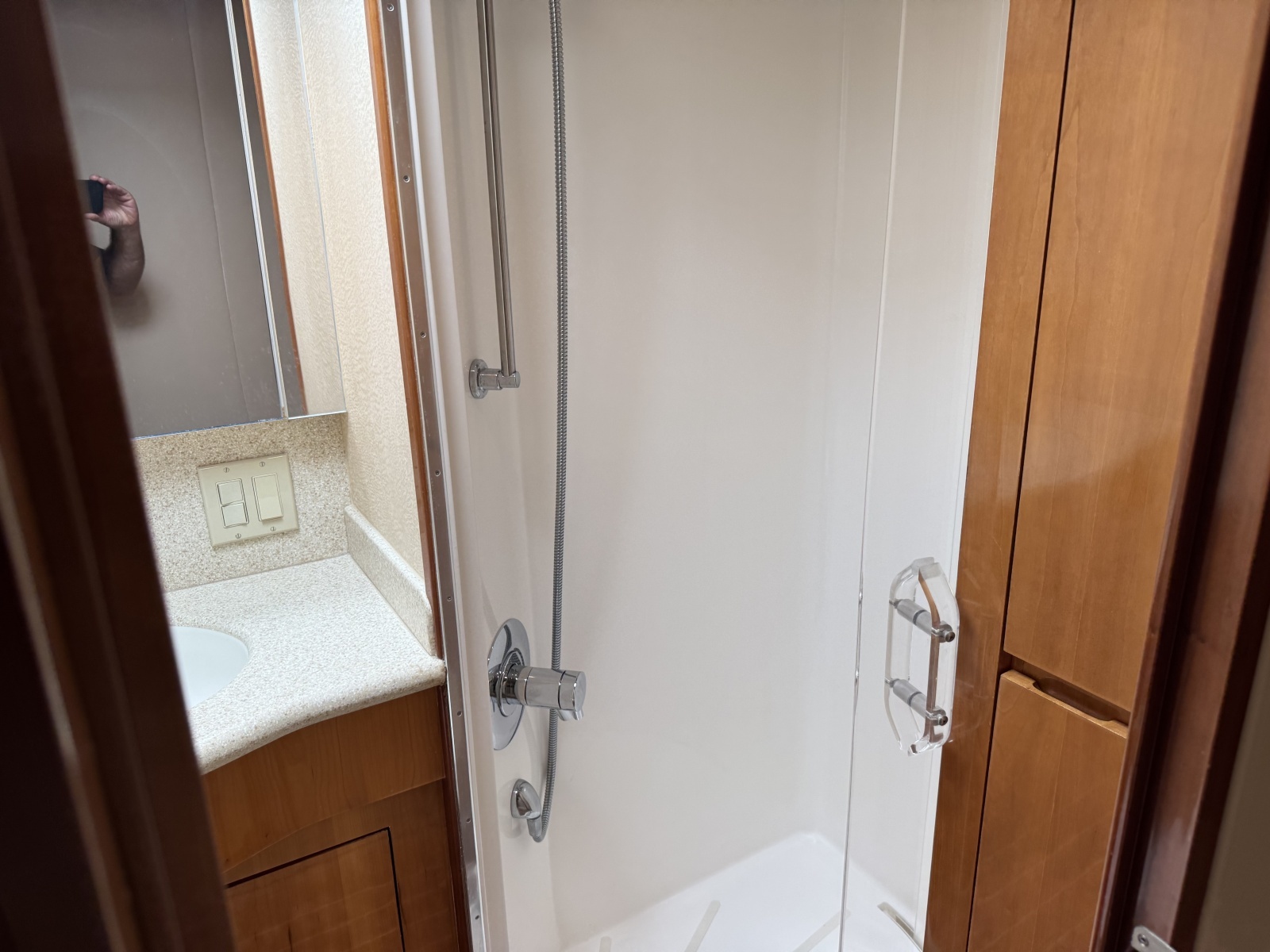 60ft Hatteras Yacht For Sale