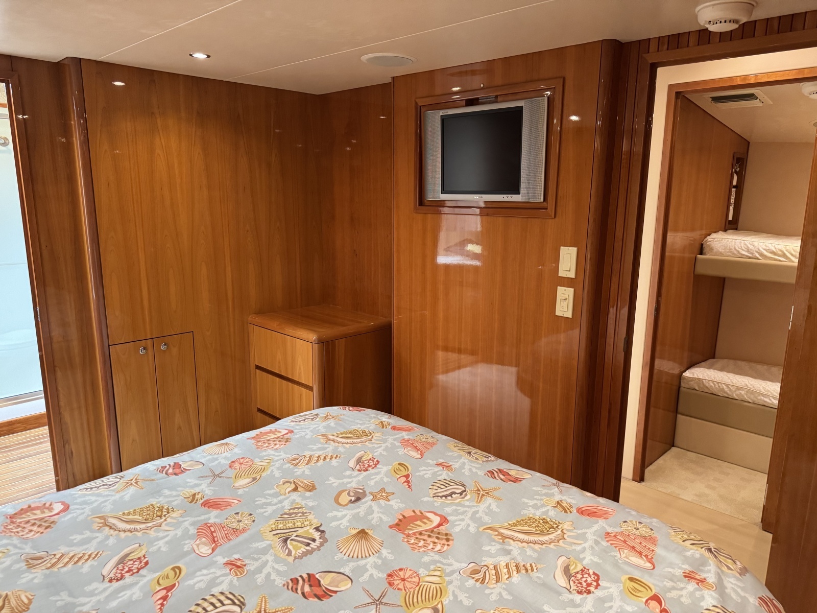 60ft Hatteras Yacht For Sale
