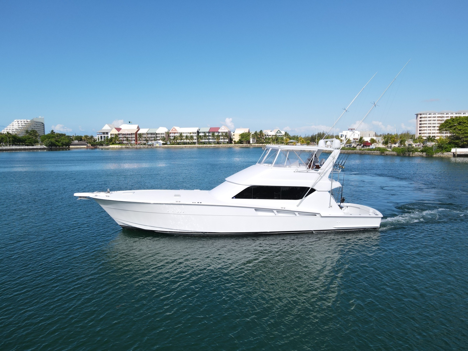 60ft Hatteras Yacht For Sale