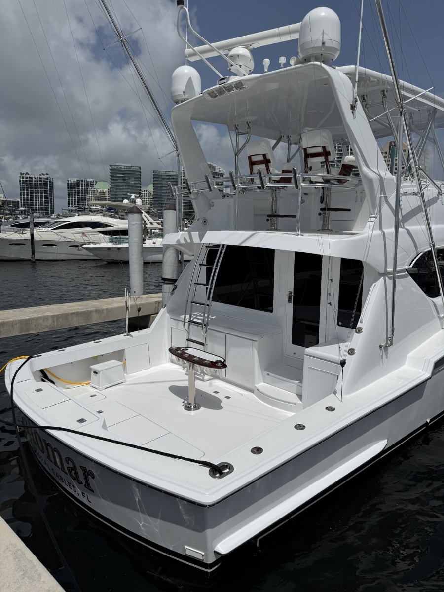60ft Hatteras Yacht For Sale