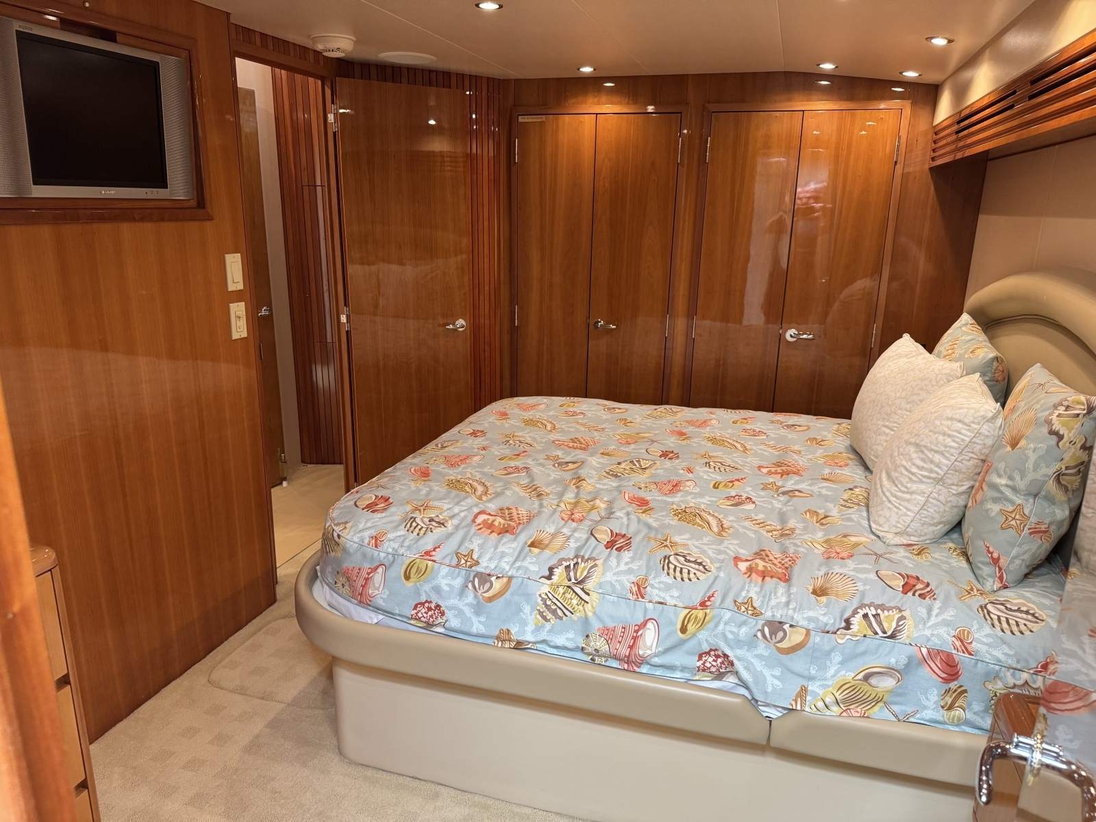 60ft Hatteras Yacht For Sale