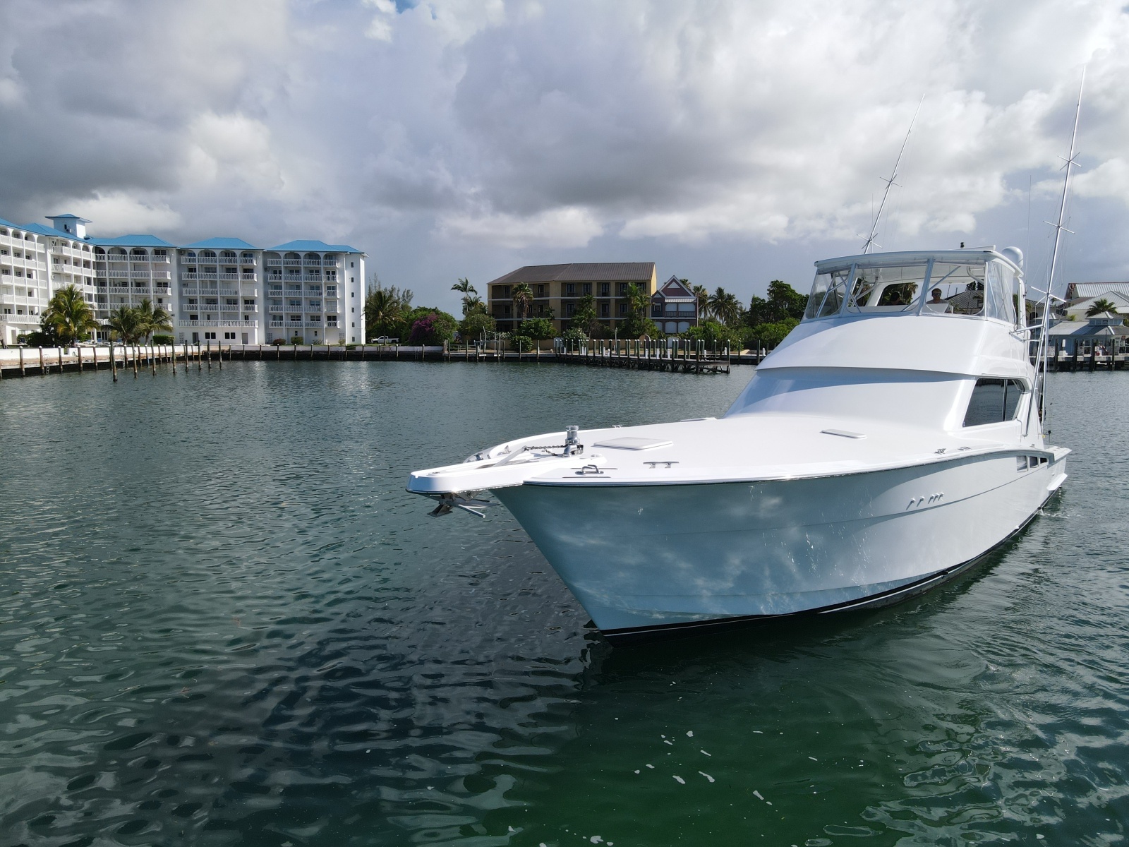 60ft Hatteras Yacht For Sale