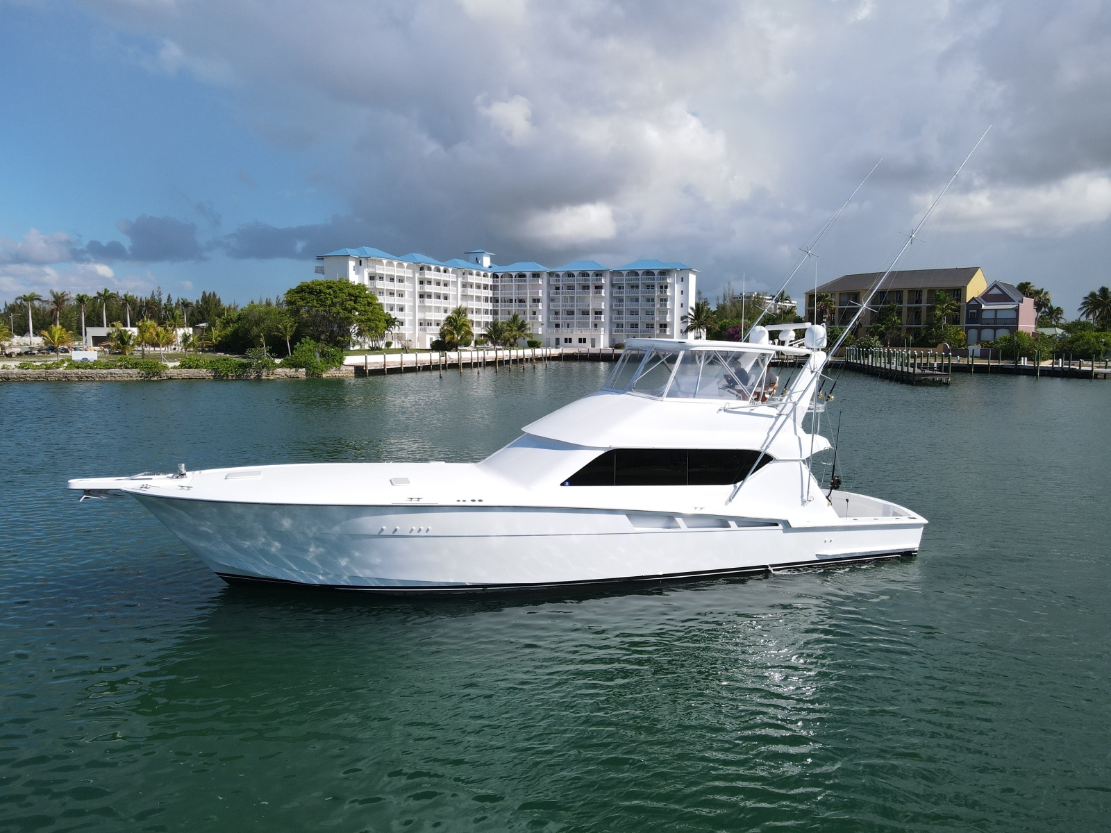 60ft Hatteras Yacht For Sale