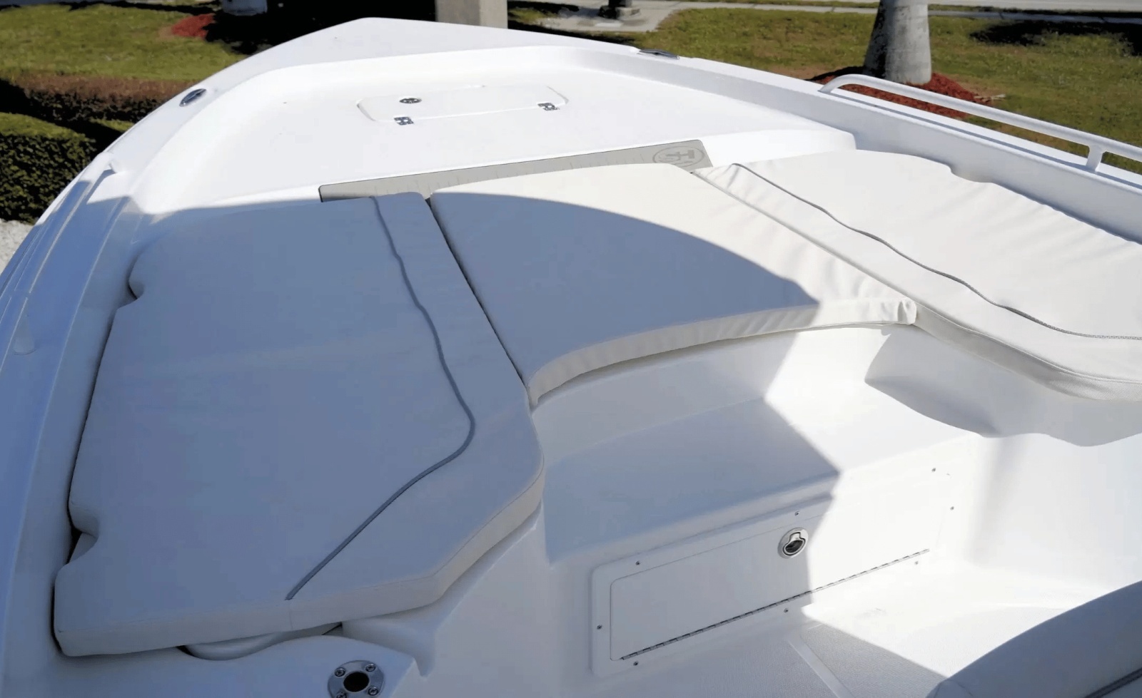 25ft Sea Hunt Yacht For Sale