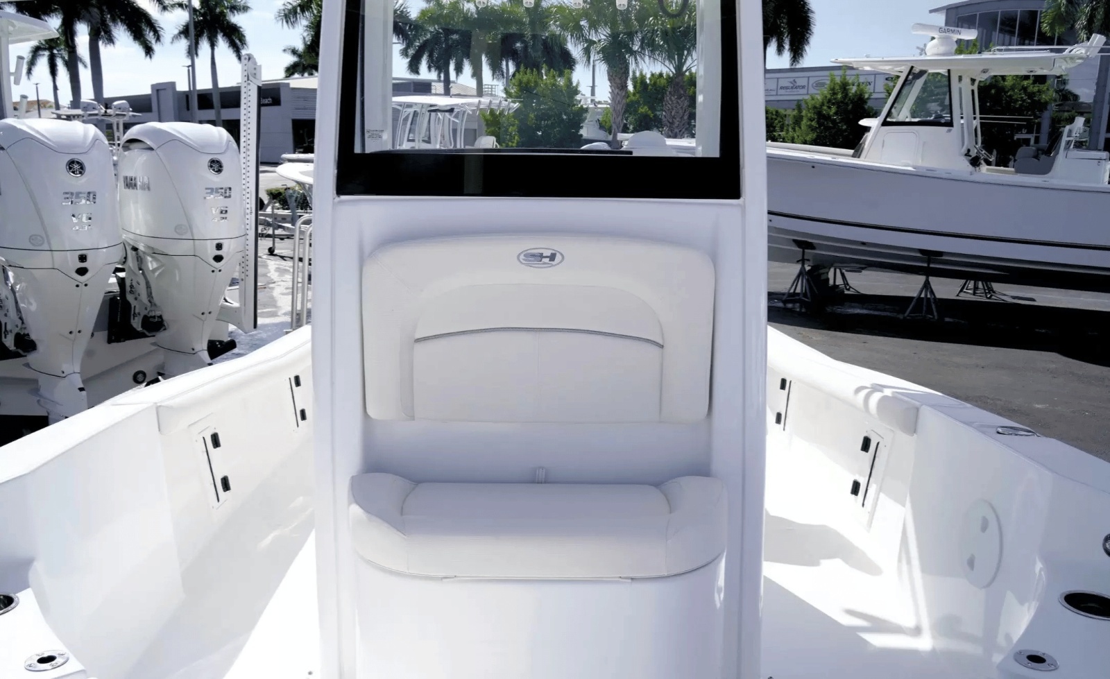 25ft Sea Hunt Yacht For Sale