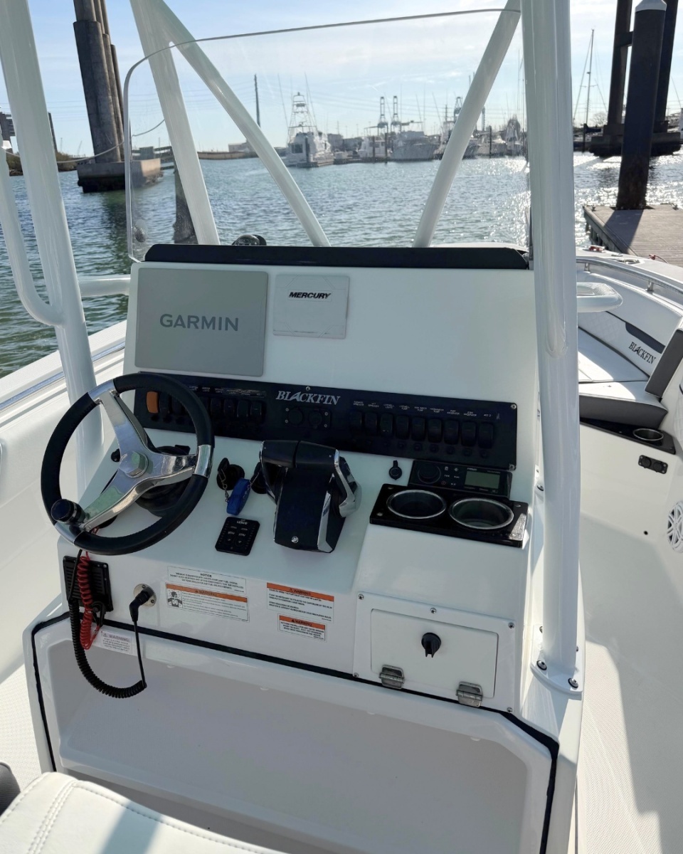 25ft Blackfin Yacht For Sale