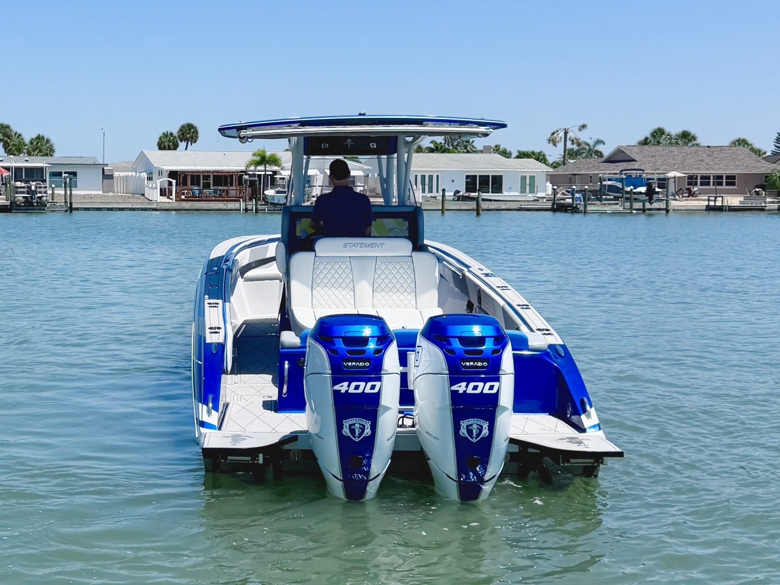 35ft Statement Yacht For Sale