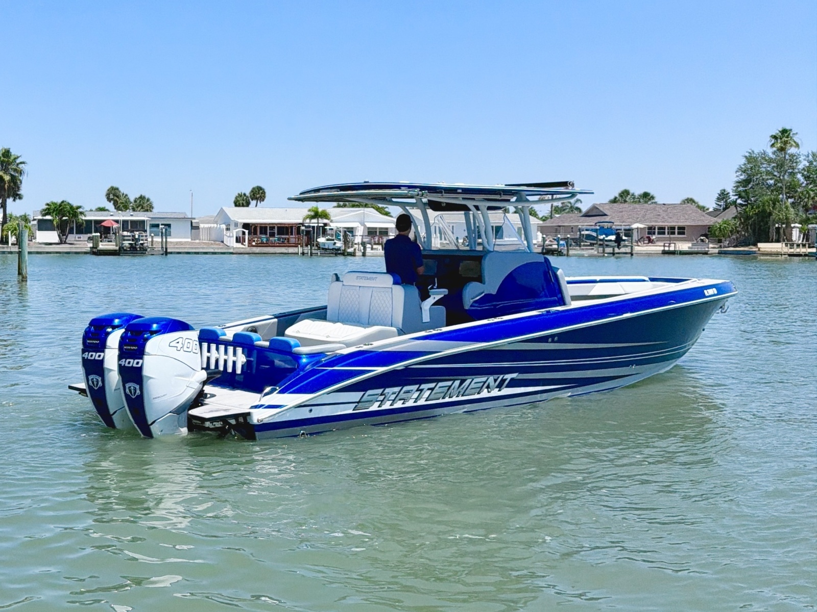35ft Statement Yacht For Sale
