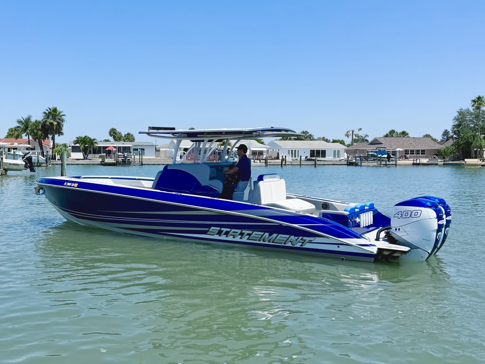 35ft Statement Yacht For Sale