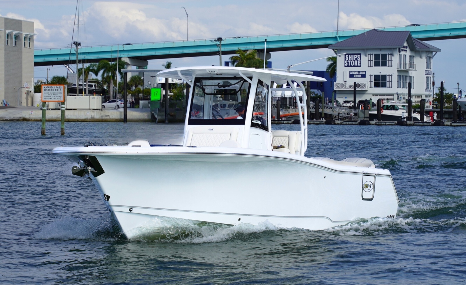 28ft Sea Hunt Yacht For Sale