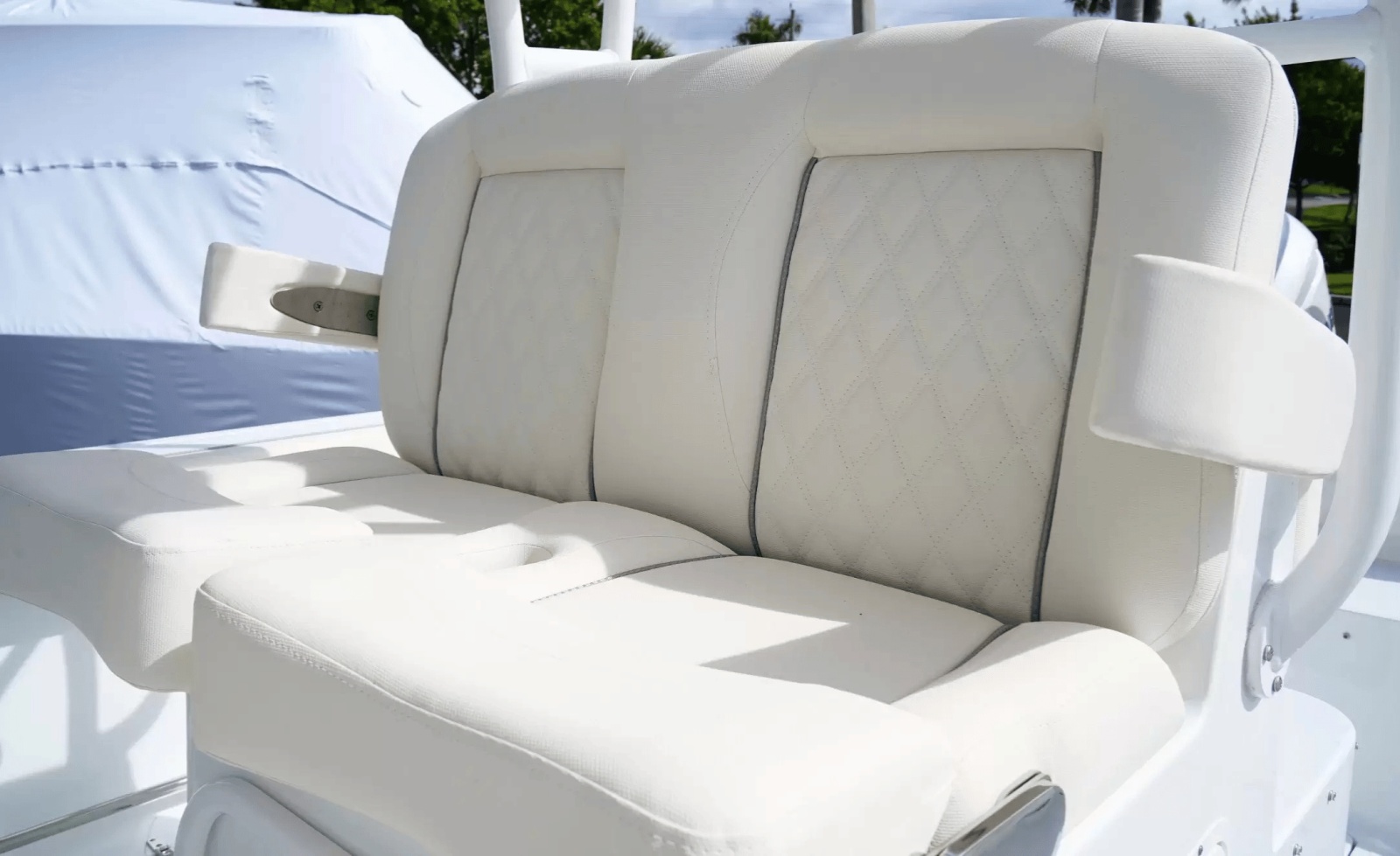 2026 Sea Hunt Ultra 285SE