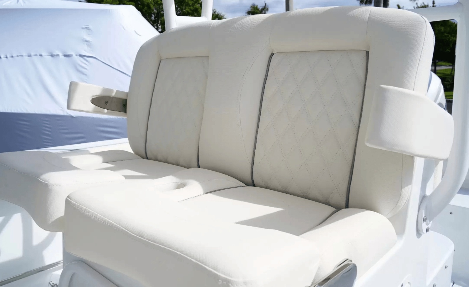 28ft Sea Hunt Yacht For Sale
