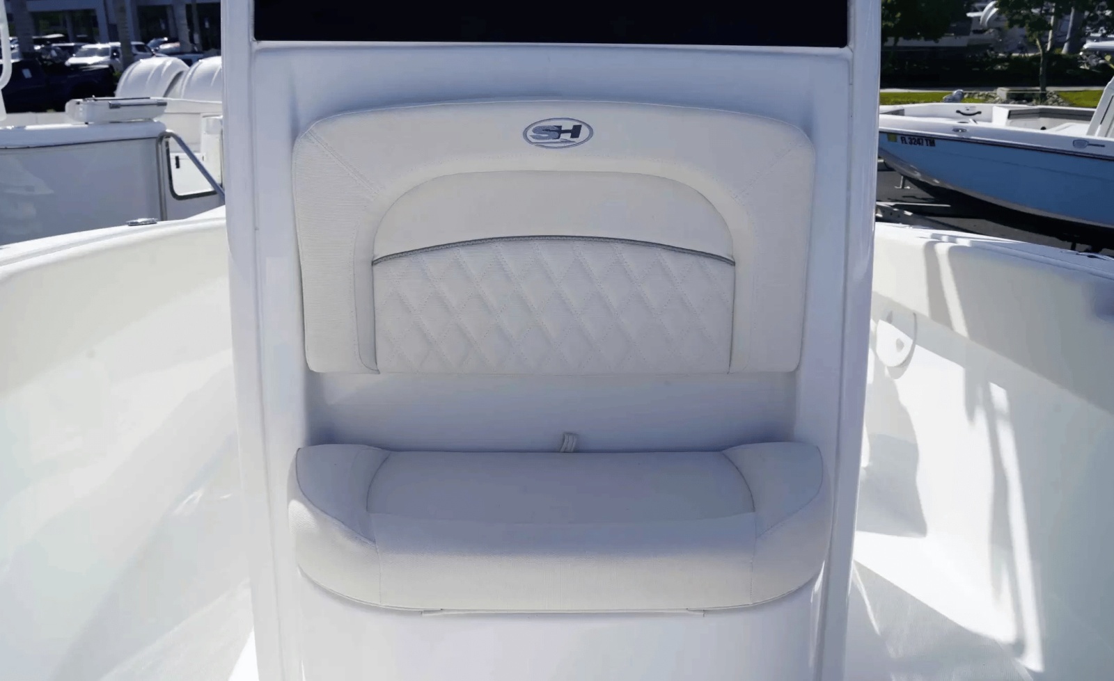 2026 Sea Hunt Ultra 245SE