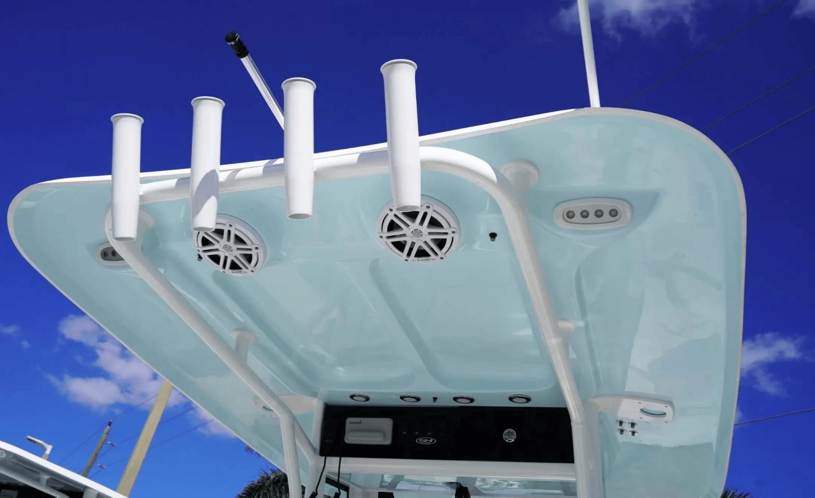 24ft Sea Hunt Yacht For Sale