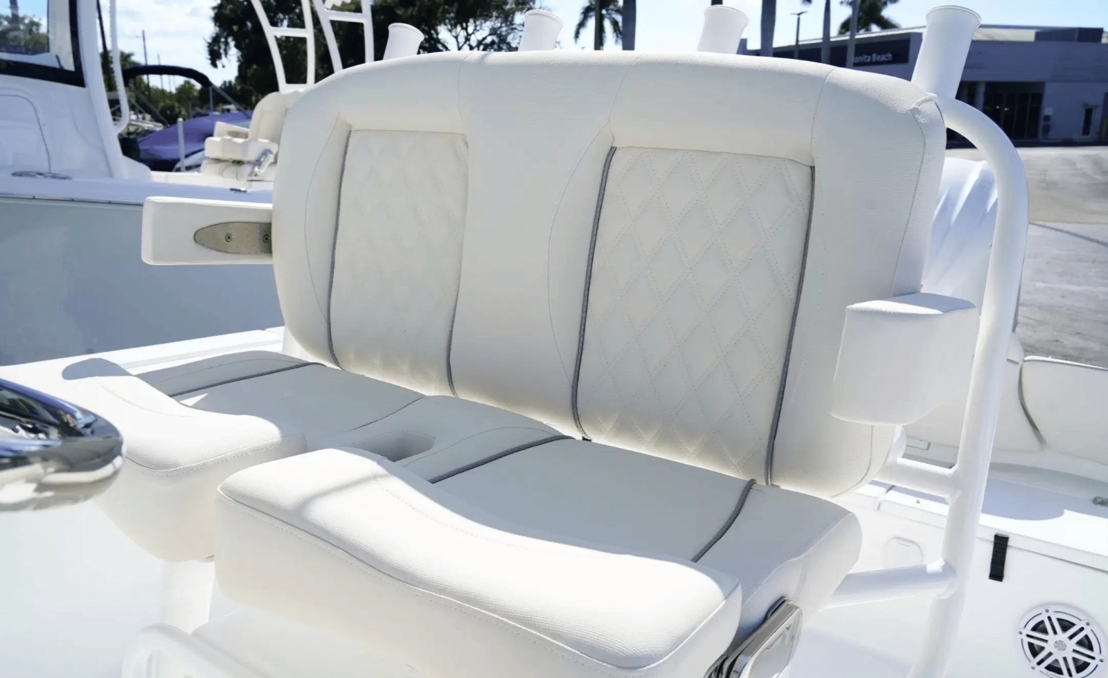 24ft Sea Hunt Yacht For Sale