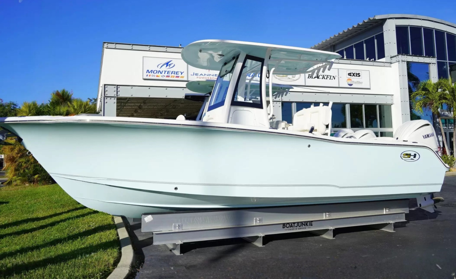 2026 Sea Hunt Ultra 245SE