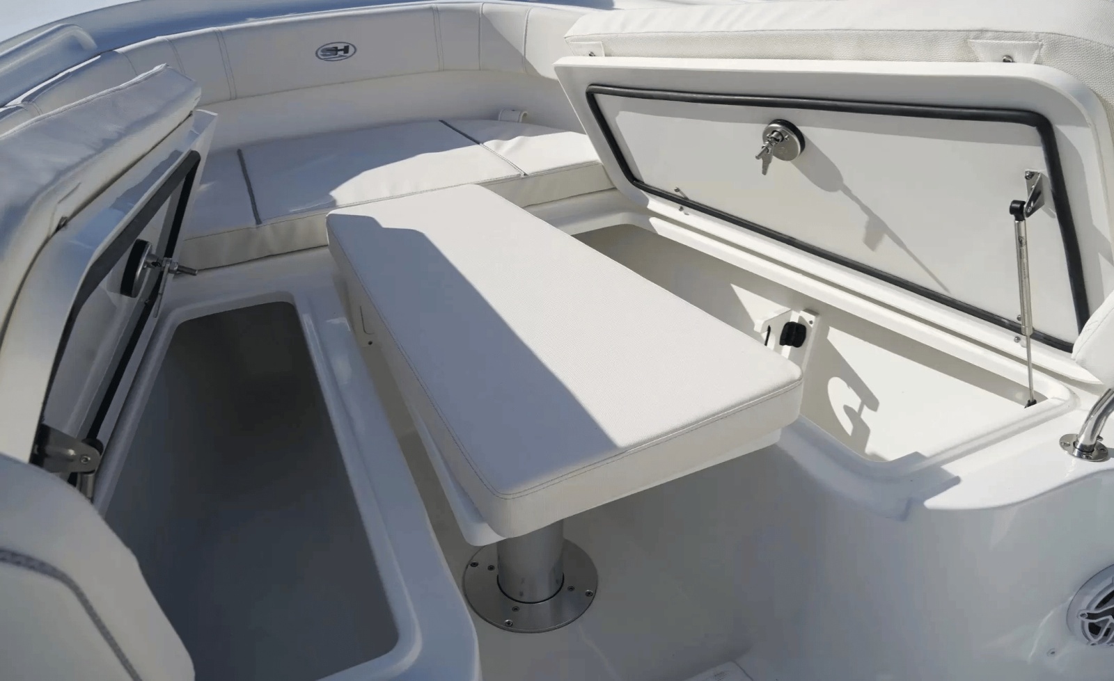 30ft Sea Hunt Yacht For Sale