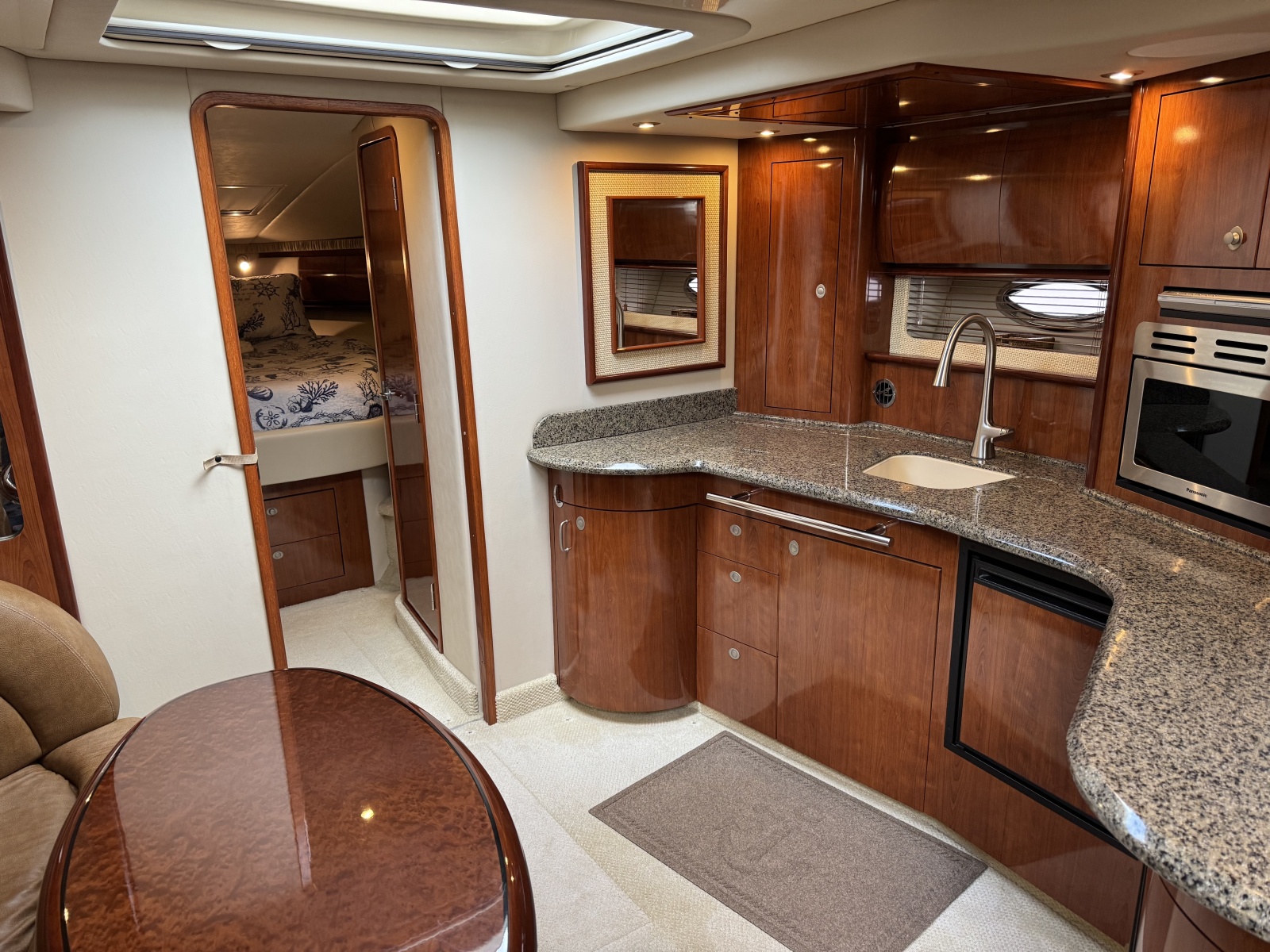 2005 Sea Ray 420 Sundancer