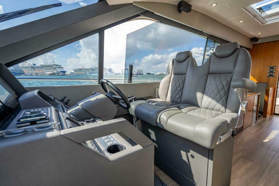 2021 Maritimo X50
