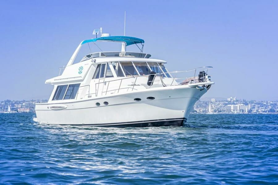 2004 Meridian 490 Pilothouse