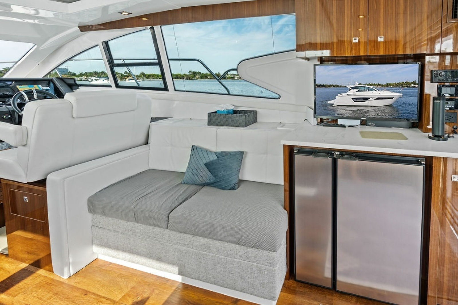 POSITIVE VIBES 46ft Cruisers Yachts Yacht For Sale