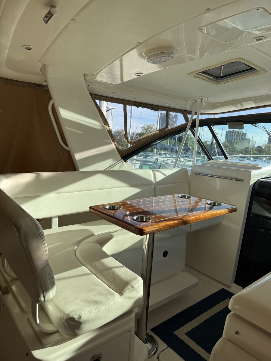 2003 Tiara Yachts 3500 Open