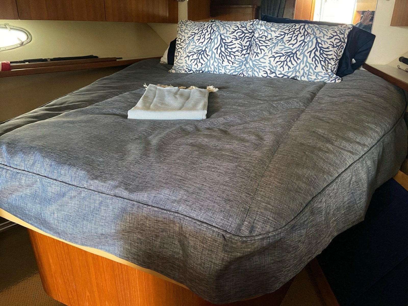 2003 Tiara Yachts 3500 Open