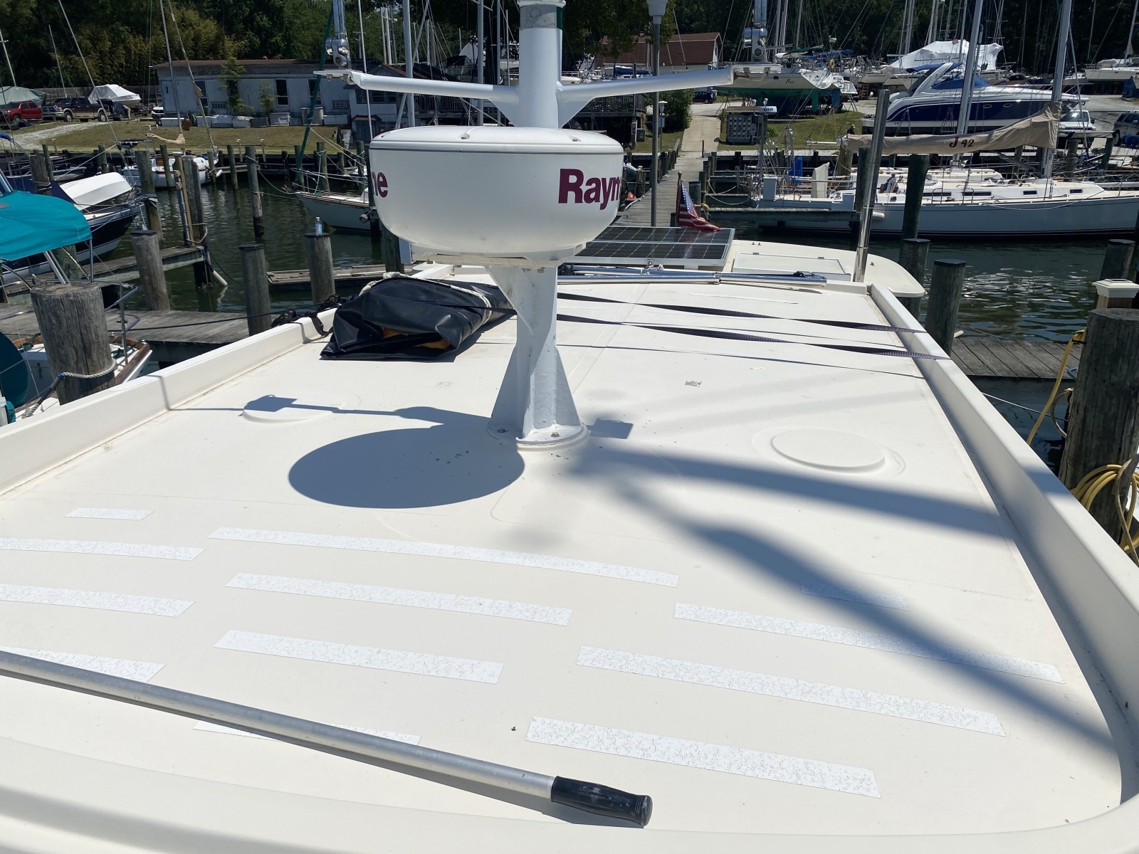 31ft Camano Yacht For Sale