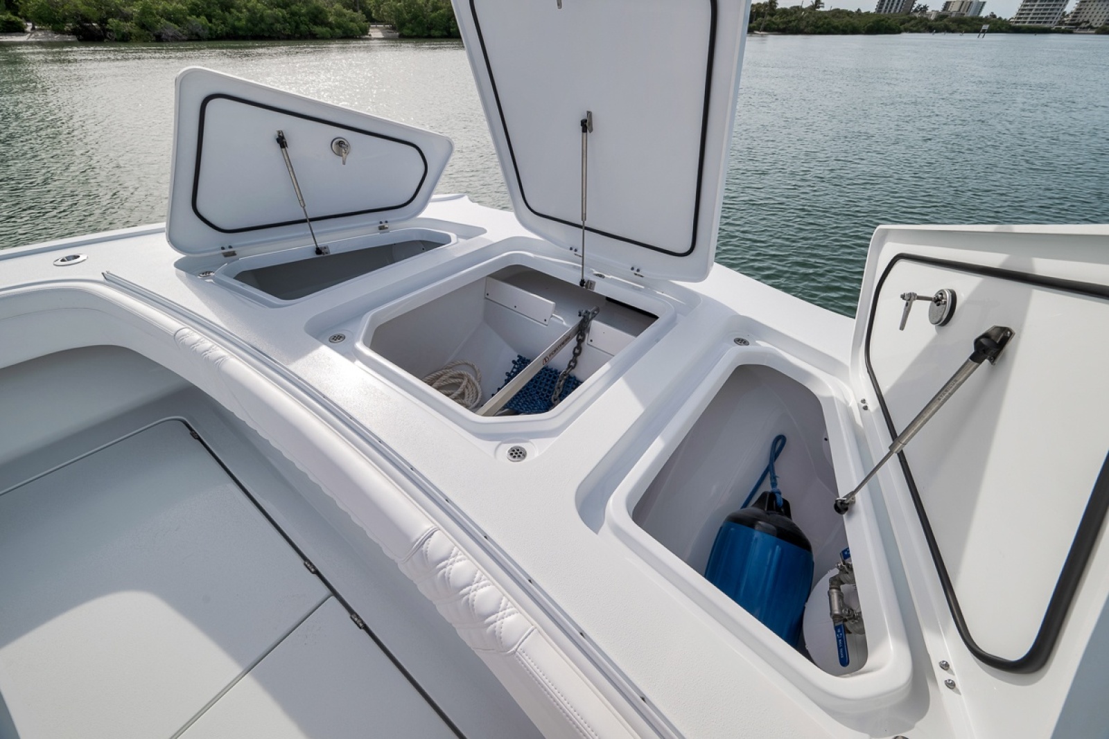 2024 Costa Custom 34 SV