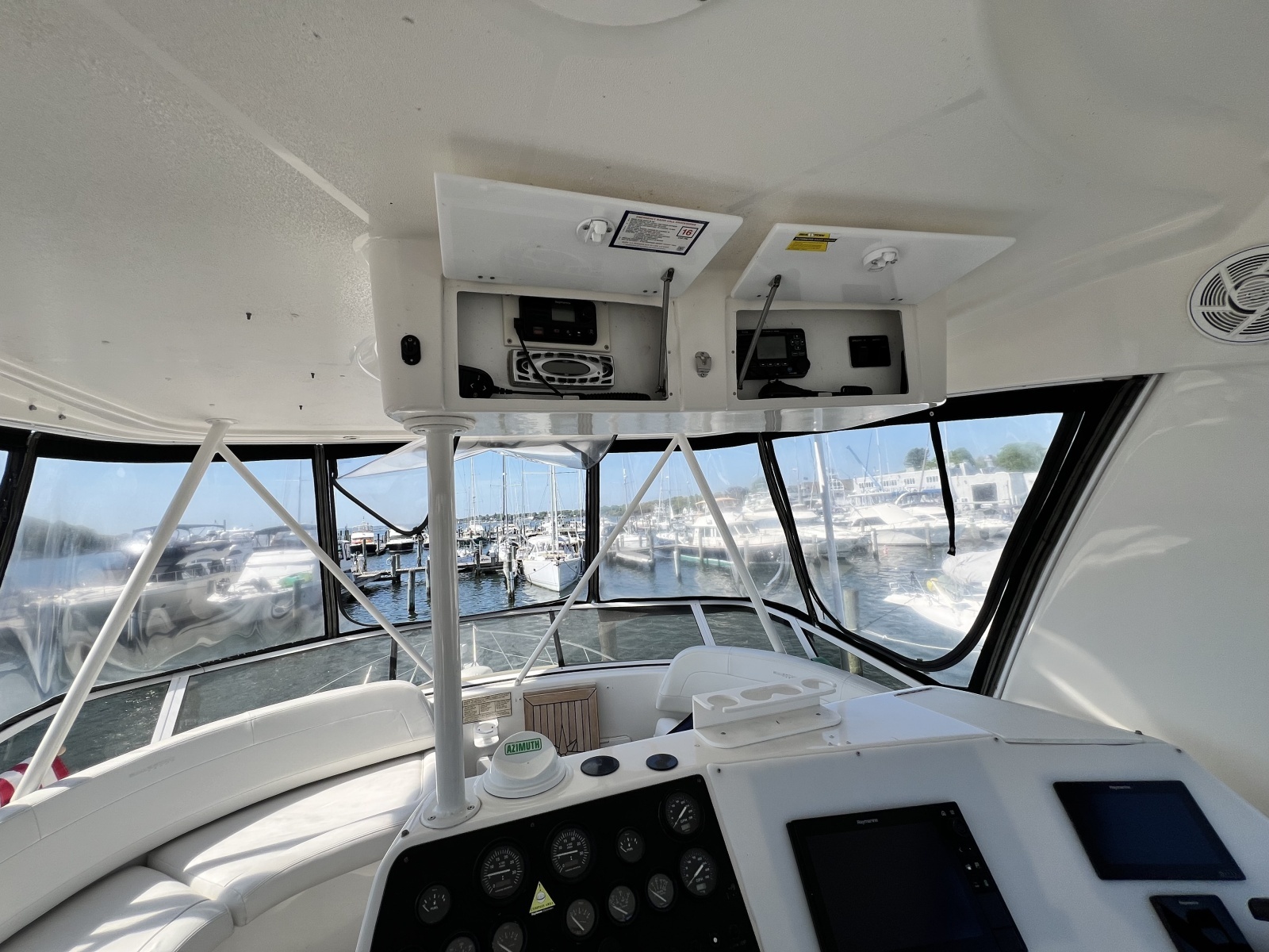 2000 Silverton 42C