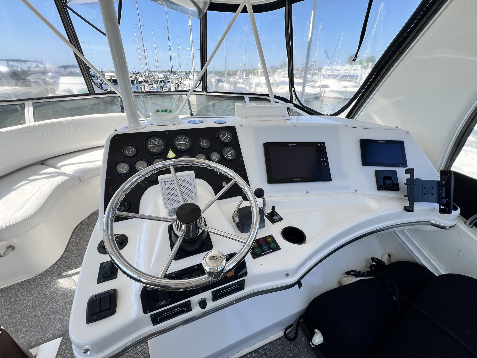 2000 Silverton 42C